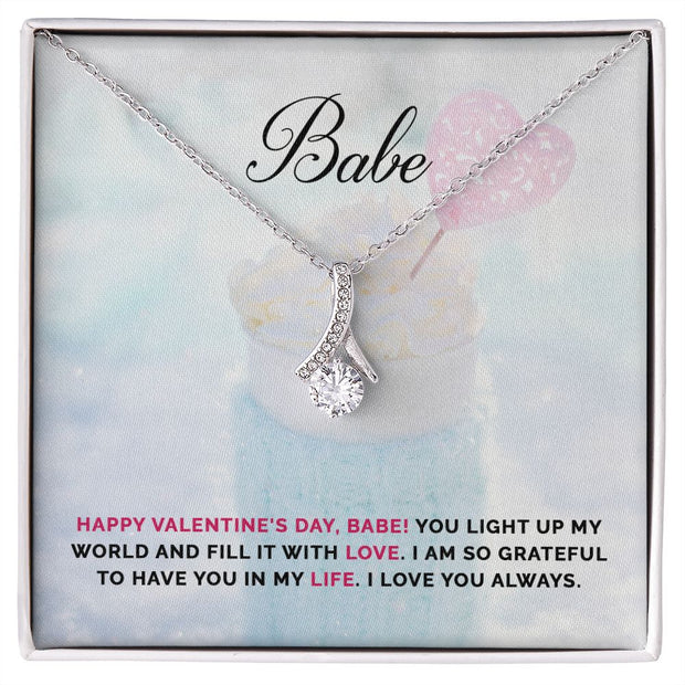 Babe | Alluring Beauty Necklace