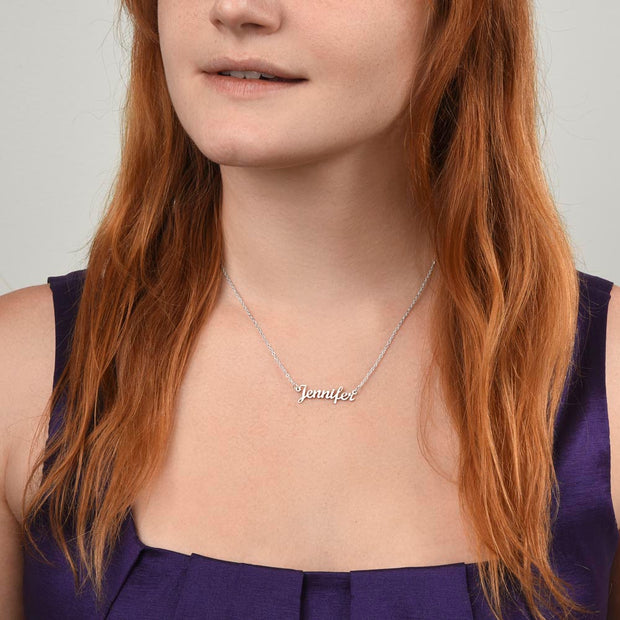 Babe | Personalized Name Necklace