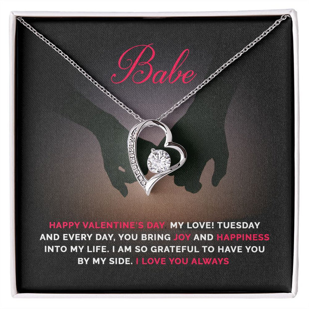 Babe | Forever Love Necklace